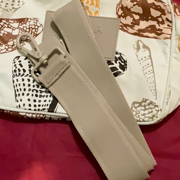 Aloha Collection - Picture 3 of 3